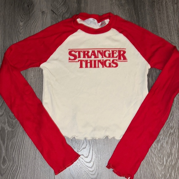 H&M X Stranger Things Long Sleeve - Picture 1 of 3